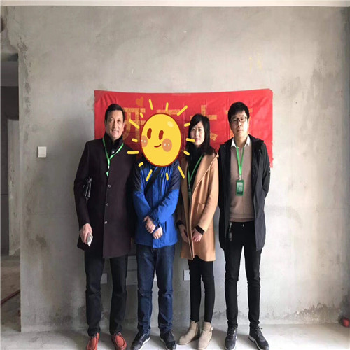 山水裝飾恭?！居褒垶场?..